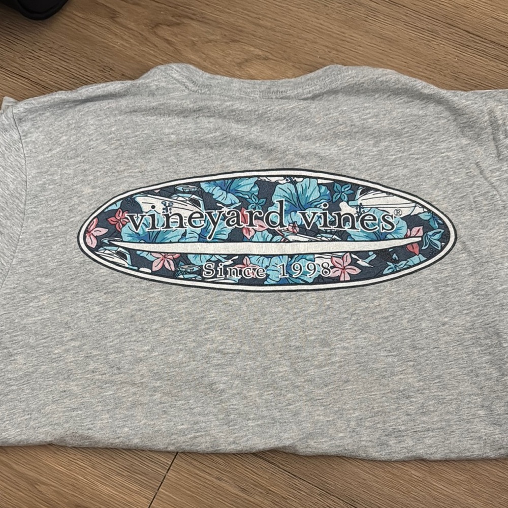 Vineyard Vines Heather Gray Tee with Blue and Pink Floral Logo